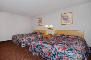 Oak Hill Inn And Suites Tahlequah Стая снимка
