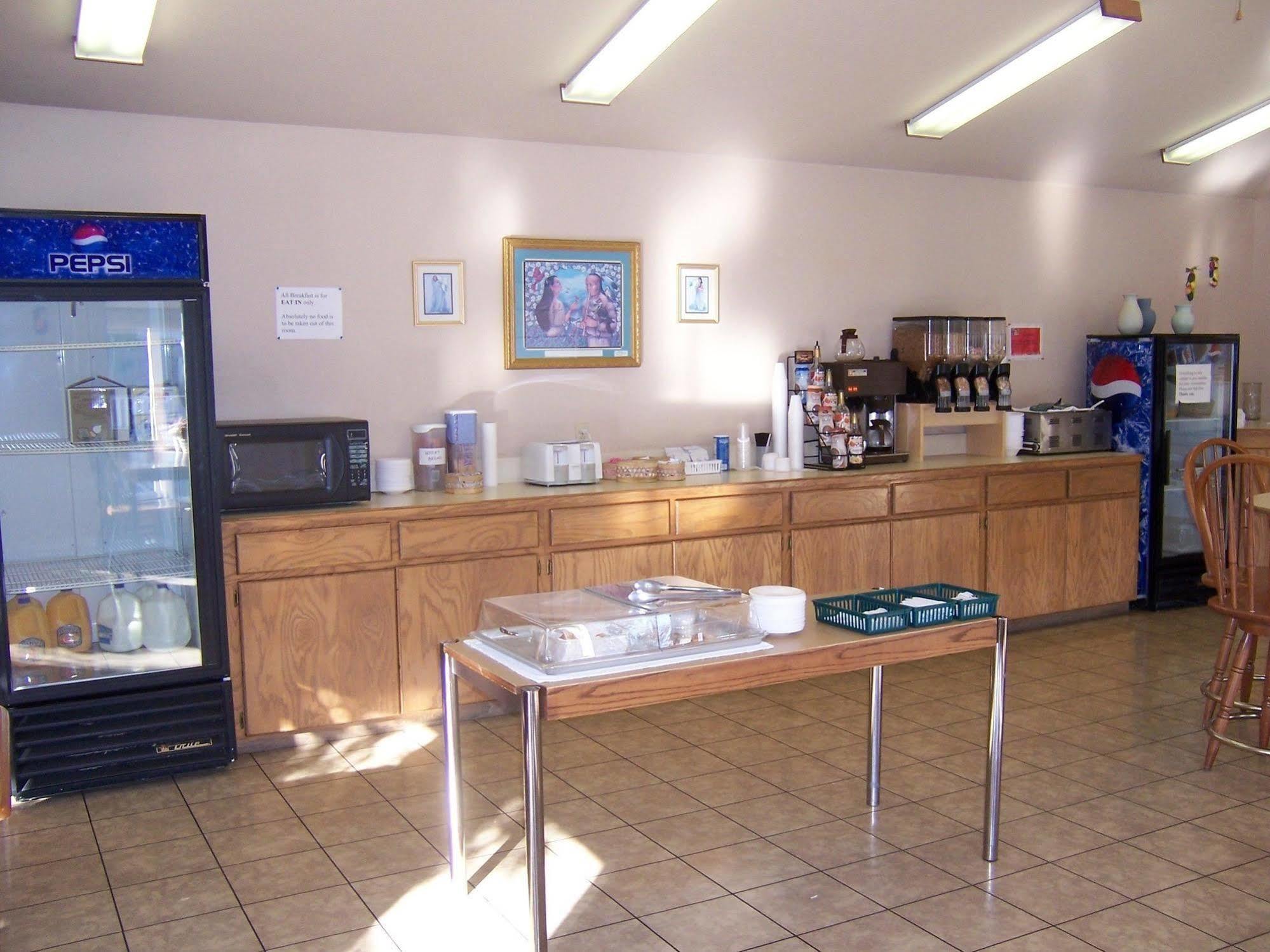 Oak Hill Inn And Suites Tahlequah Интериор снимка